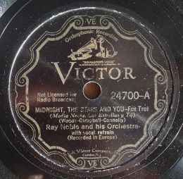 1934 Midnight, The Stars and You, Victor 24700 label (1)